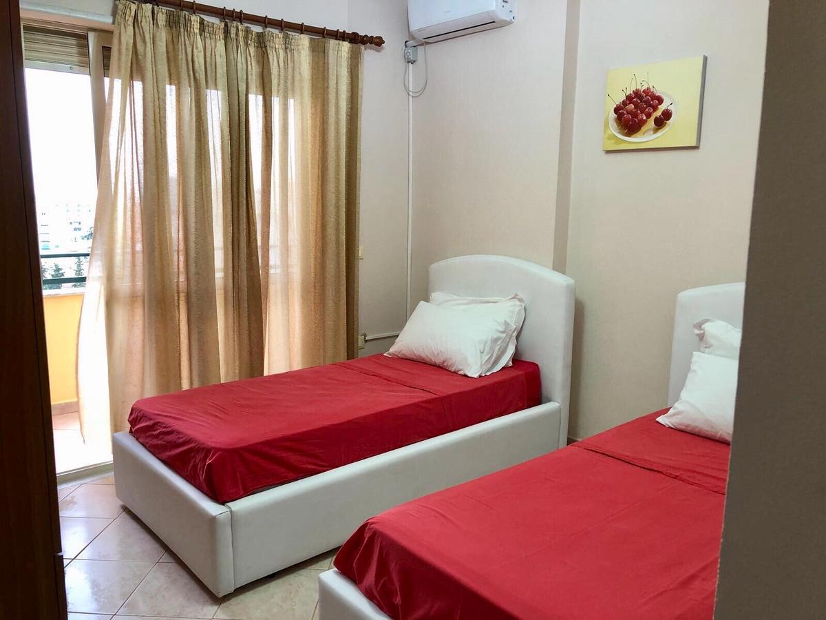 B&B Tirana Smile Eksteriør billede