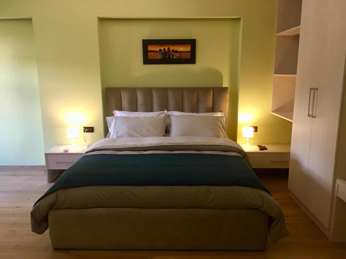 B&B Tirana Smile Eksteriør billede